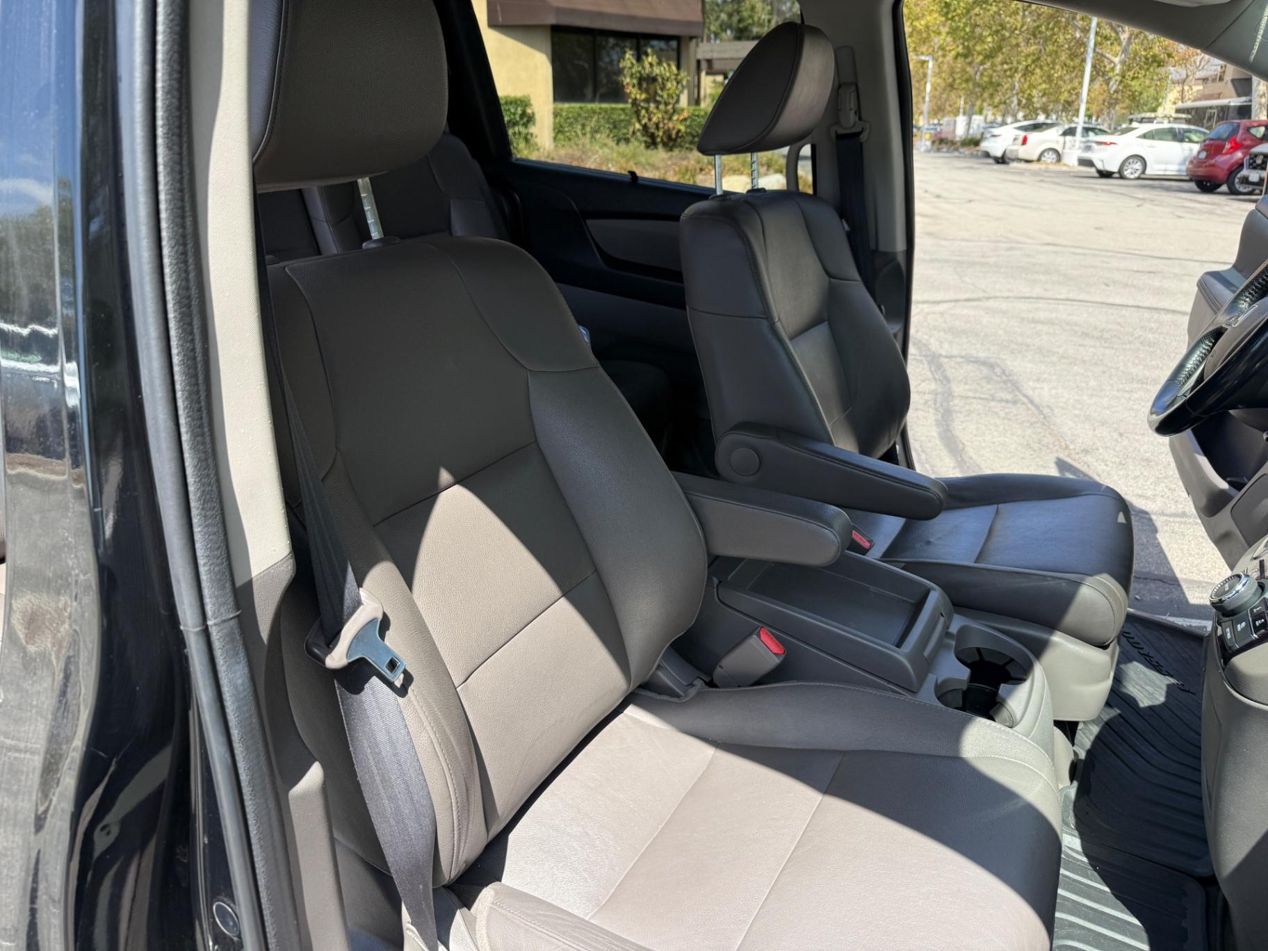 2017 Honda Odyssey EX-L - Photo 20