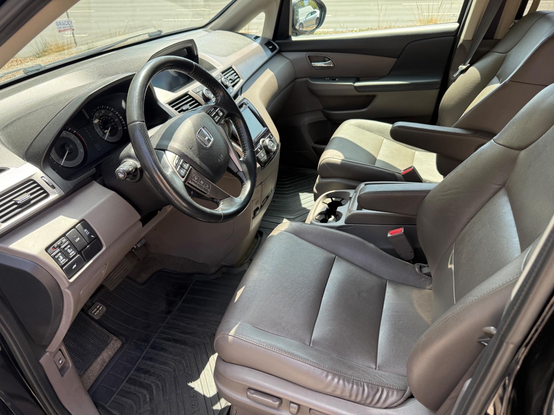 2017 Honda Odyssey EX-L - Photo 22