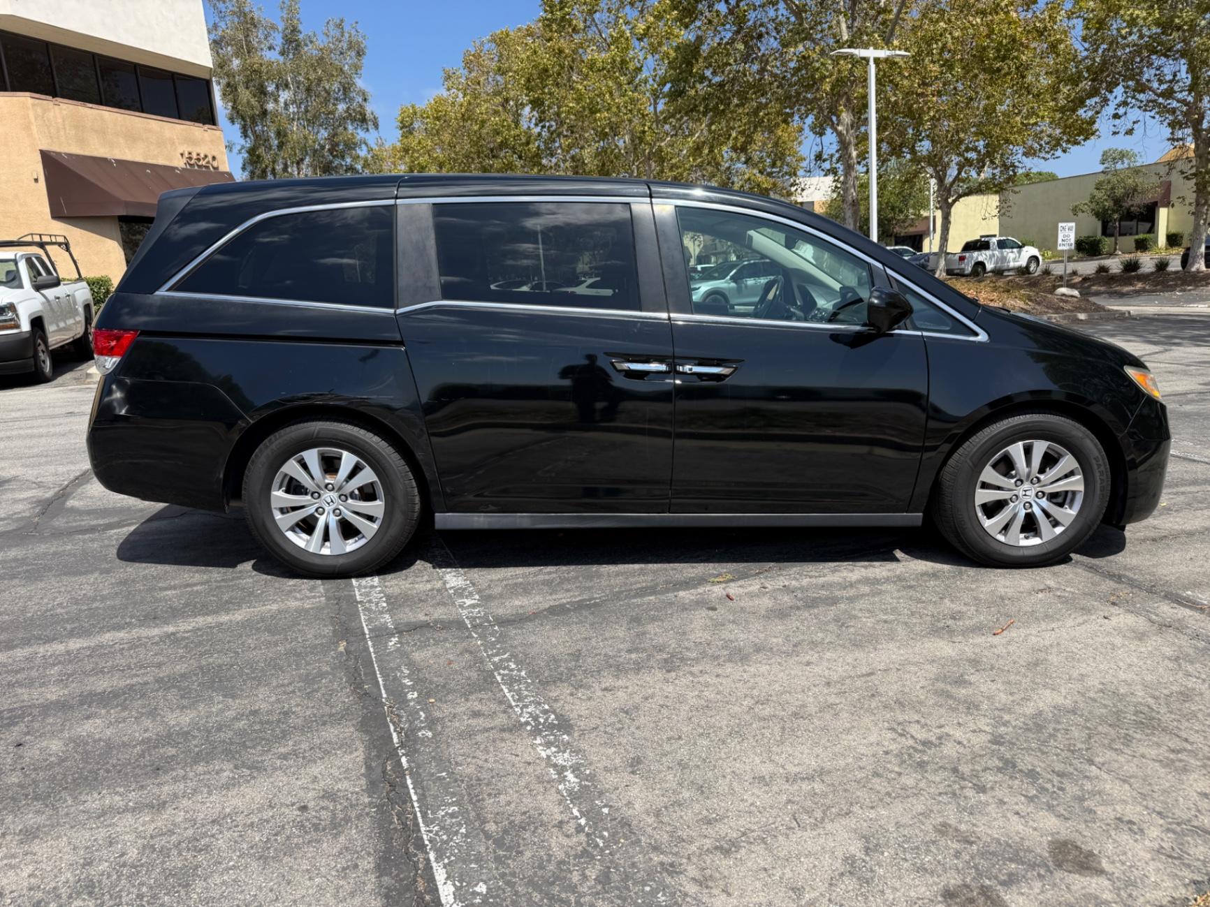 2017 Honda Odyssey EX-L - Photo 7